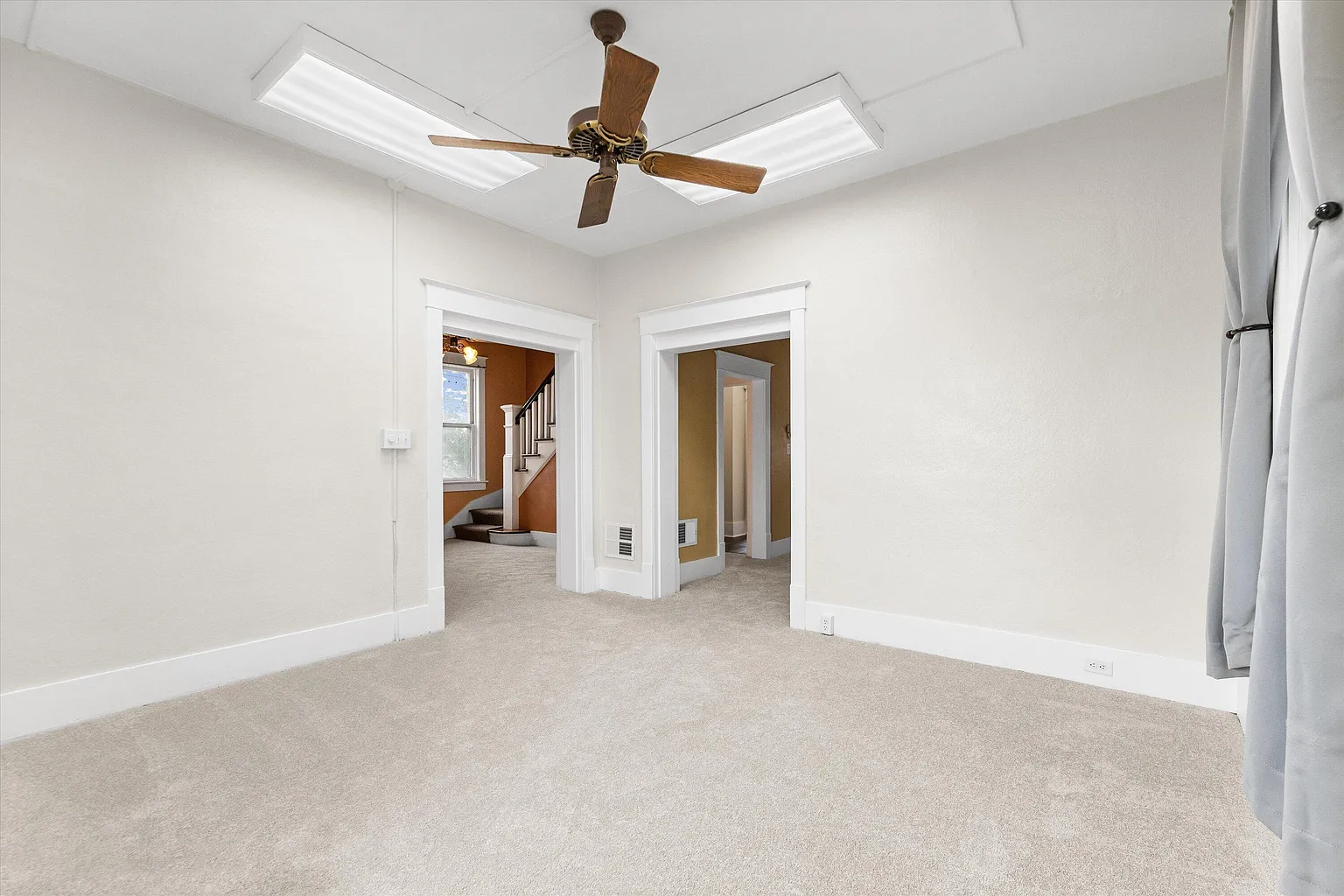 Capital Hideaway living space